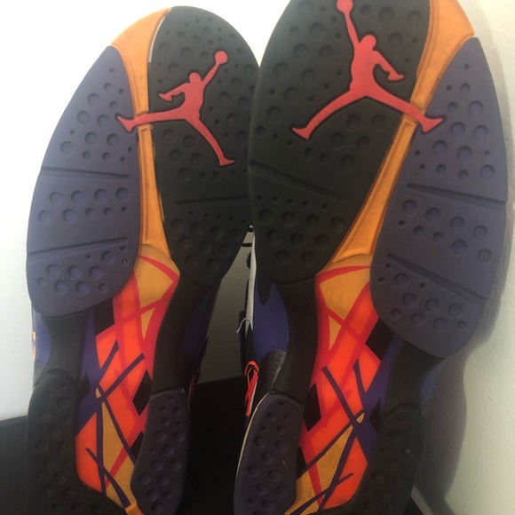 Jordan Retro 8’s (3-Peat) - Picture 5 of 7